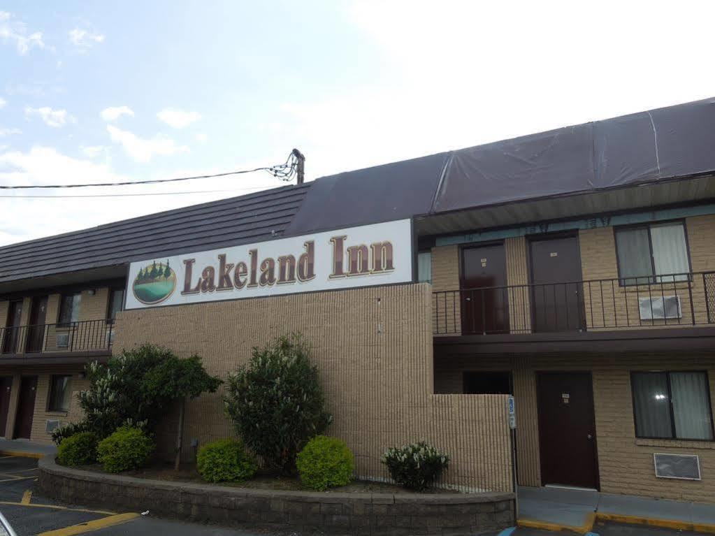 Lakeland Inn - Bohemia Extérieur photo