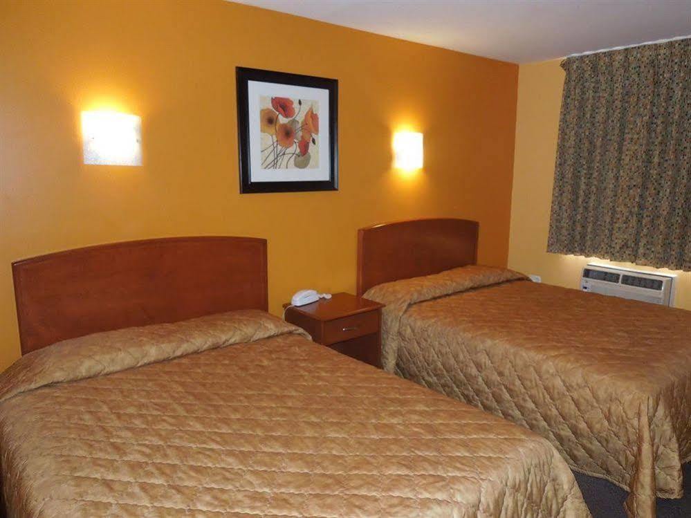 Lakeland Inn - Bohemia Extérieur photo